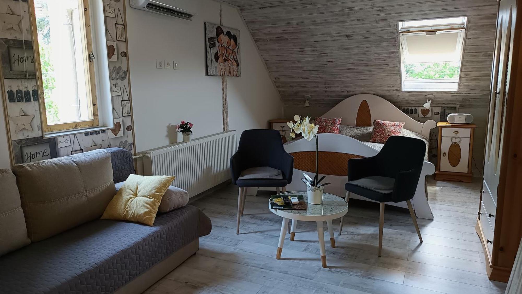 T.H.Ny Village Inn Cottage Tihany Ngoại thất bức ảnh
